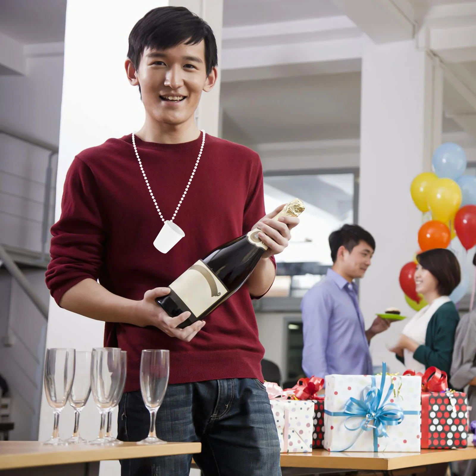 

Plastic Wine Cup Chain Decor Party Prop Bright Stylish Unique Design Smooth Surface Long Lasting Chic Accessory Kitchen