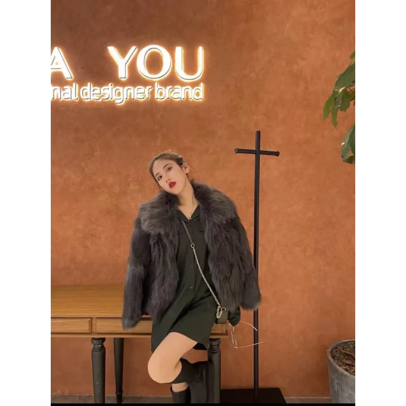 

Fur 2025 New Fox Fur Jacket Women's Autumn and Winter Versatile Fashion Solid Color Casual Top