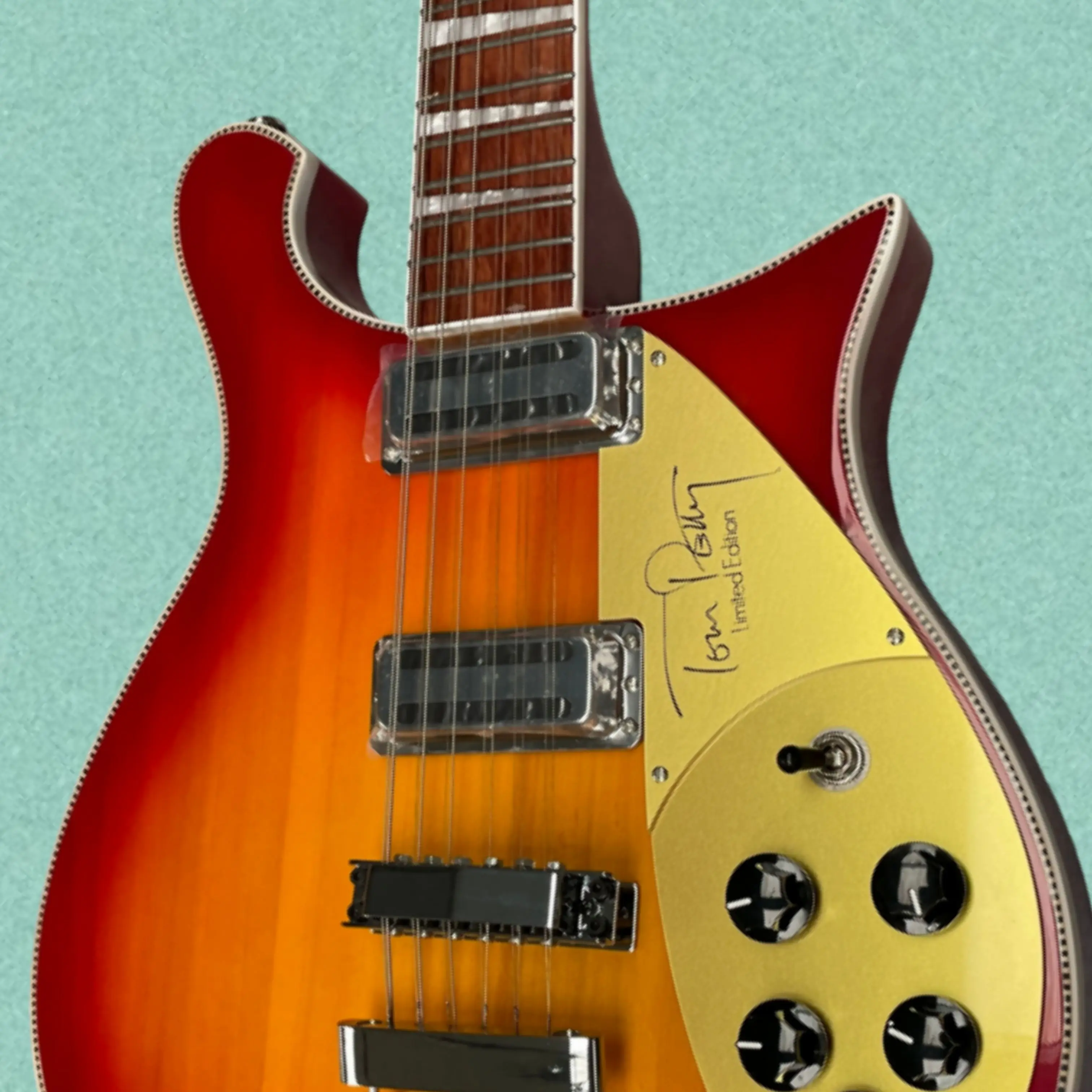 12‑String CS Electric Guitar,Intricate Binding,Multiple Knobs For Tone Adjustment Guitars, Gold Signature Pickguard Guitarra