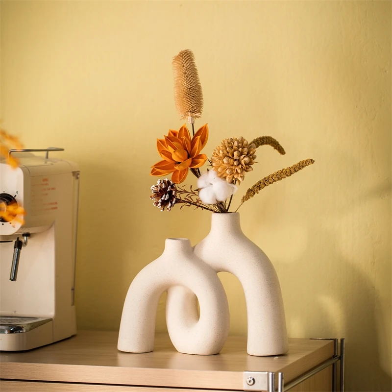 Nordic Ceramic Vase Minimalist White Flower Vase Living Room Table Modern Home Decor Flower Arrangement Decorative Vase