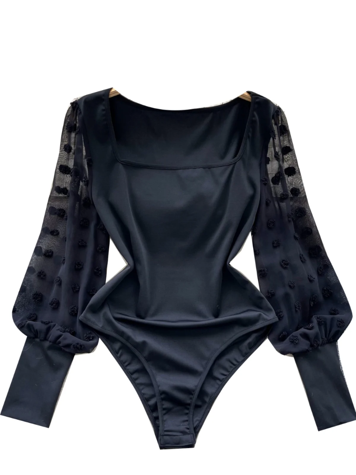 Sexy Spicy Girl Heavy Stickerei Net Long Sve Taille Cinching Schlankheitsbasis Quadratischer Kragen Top Pendeln Sle High...