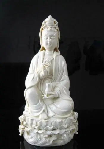 

Exquisite Chinese Dehua Porcelain Kwan-yin Guanyin Goddess Statue A