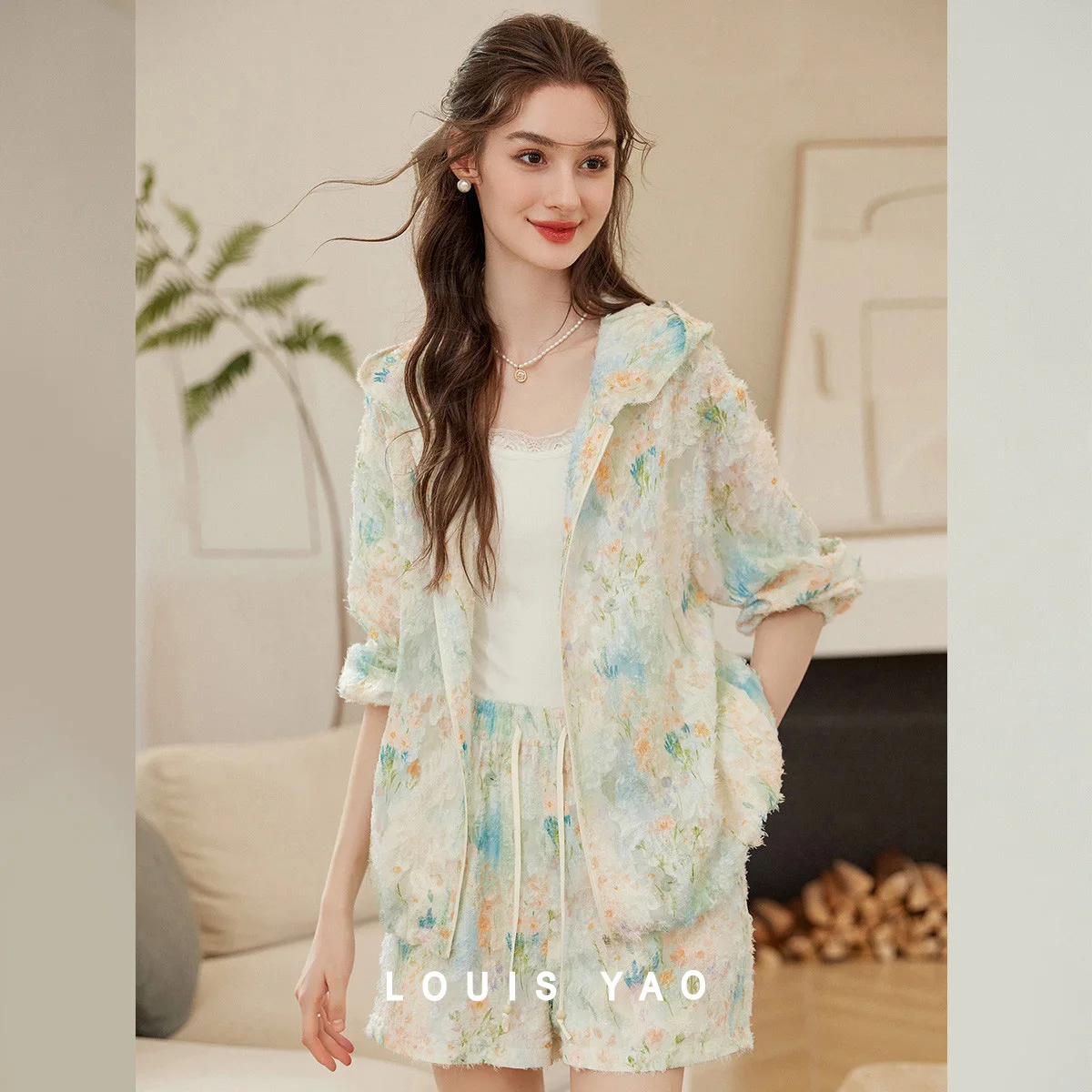 LOUIS YAO Women's Set 2026  Spring and Autumn Casual Set Printed Hooded Two-Piece Set  Loose Long Sleeve Coat & Short Pants