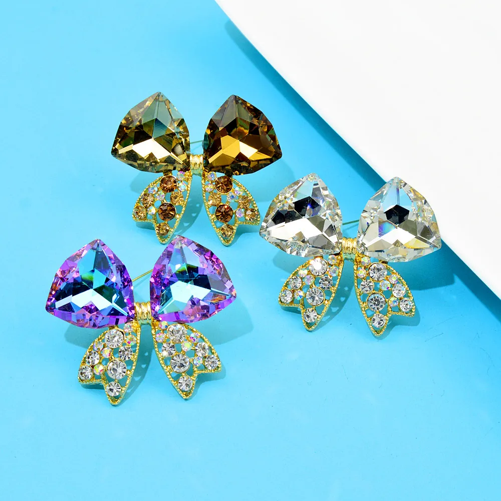 CINDY XIANG New Arrival Crystal Bow Brooches For Women 3 Colors Available Fashion Jewelry High Quality image 5