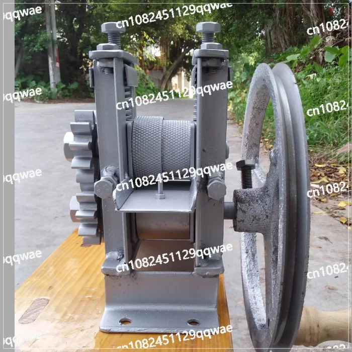 

Manual bamboo strip making machine hand-cranking strip machine chip separator strip opener rope processing