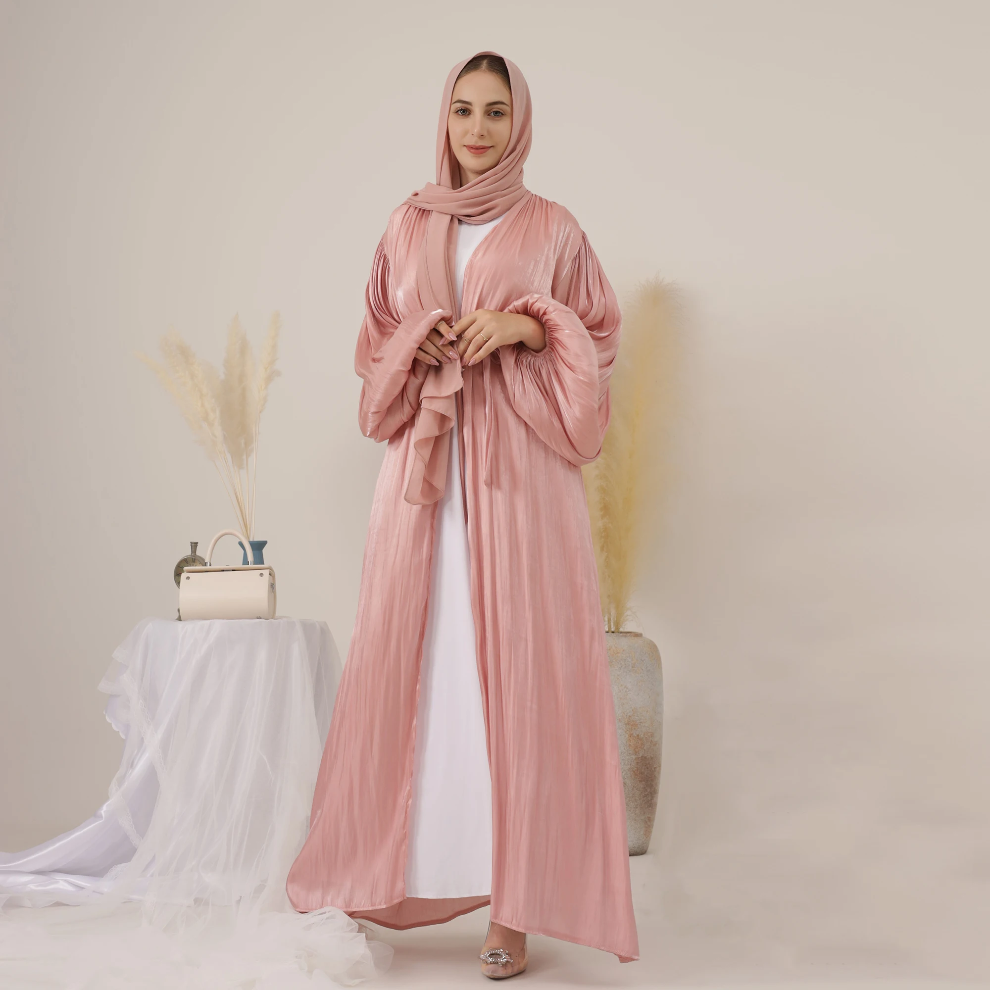 2024 Eid Djellaba Abaya Dubai Shiny Soft Cuff Sleeves Muslim Dress Silky Kimono Dubai Turkey Muslim Dress Islam Abayas With Belt