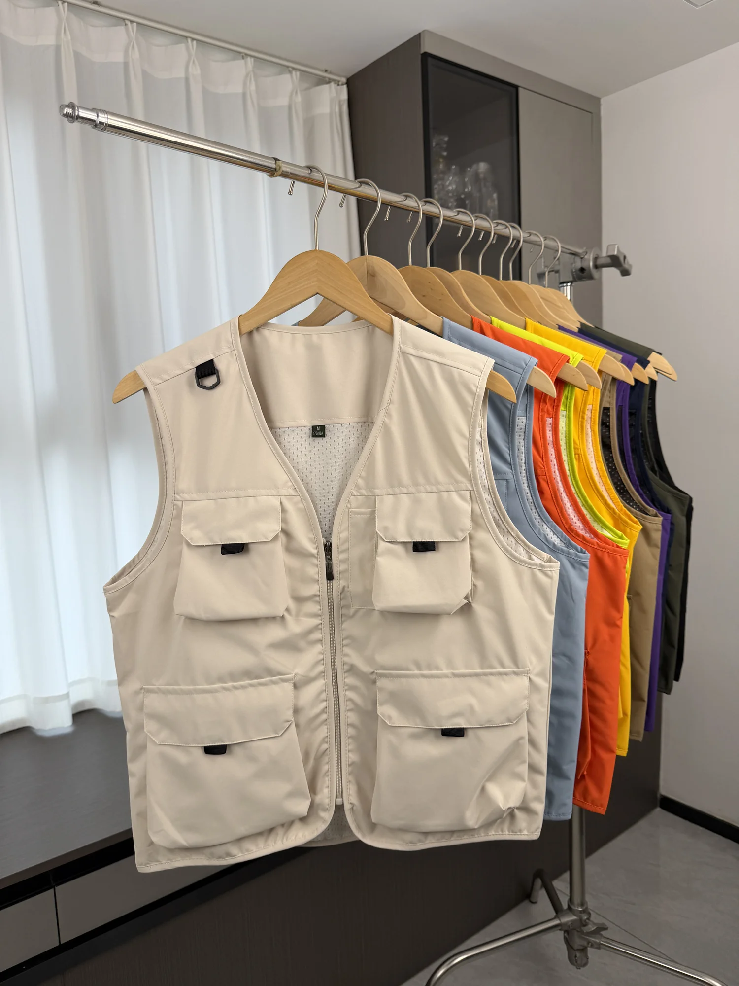 American Casual Windproof Waterproof Men's Outdoor Workwear Multi-Pocket V-Neck Shoulder Vest Loose Fit Online Exclusive