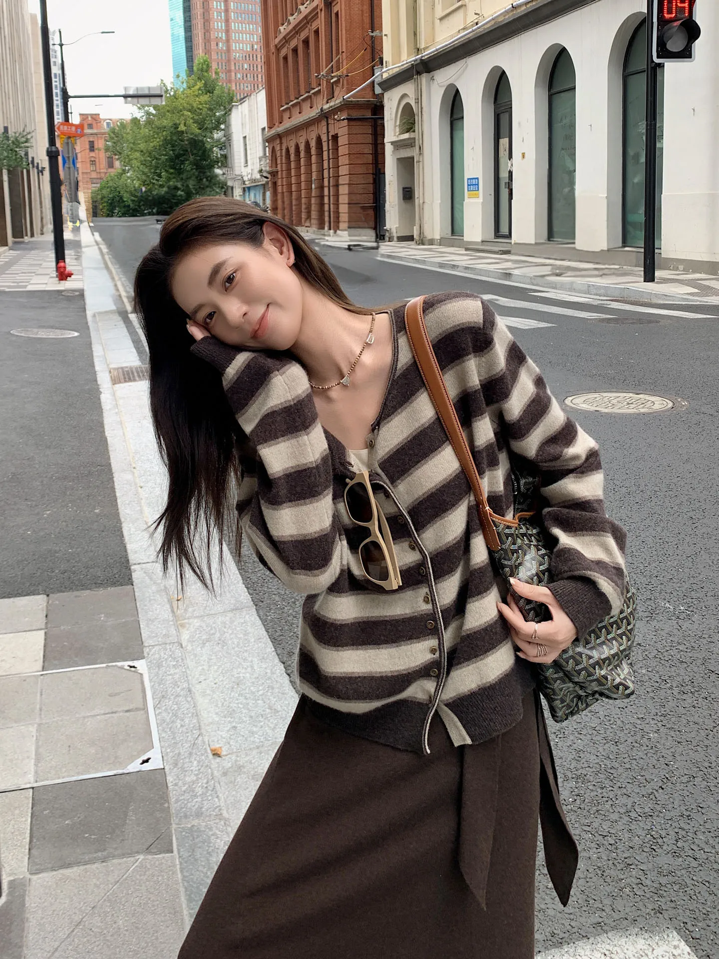 

TWINS Lazy terglow 00% Wool Knitted Long Sve round Ne Cardigan Women's Slimming Striped Open-irt Sli Top