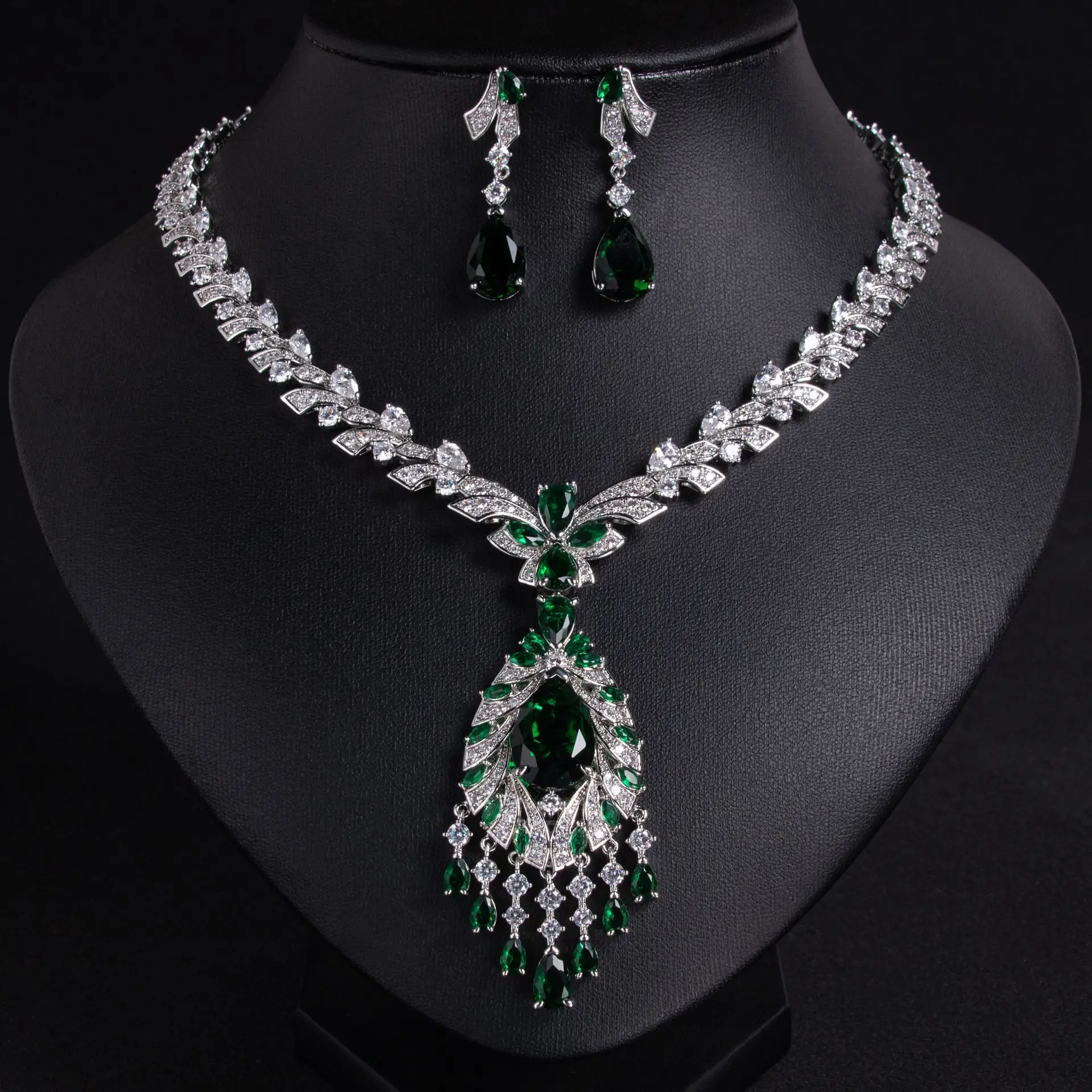 Temperamento Elegante Collana Orecchini Ciondolo Gioielli Estate Vestito Accessori Set Partito Matrimonio Sposa Regalo M-286