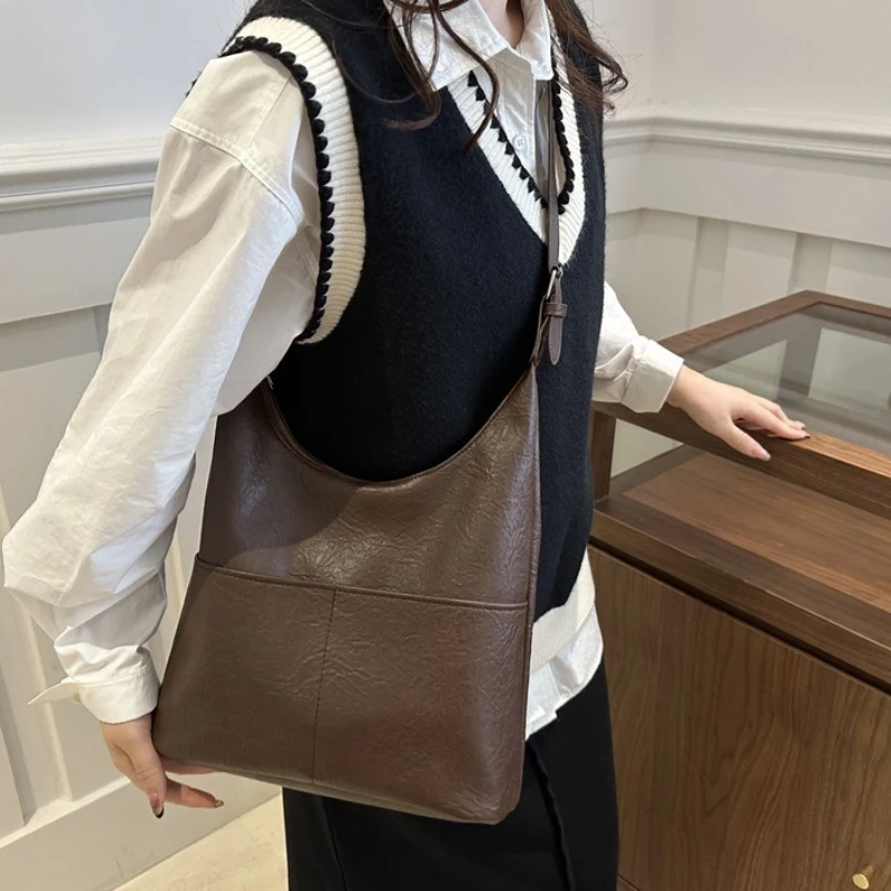 Vintage Soft Crossbody Bag for Woman,Large Capacity Shoulder Tote Purse with Adjustable Strap Casual Handbag for Work Commute