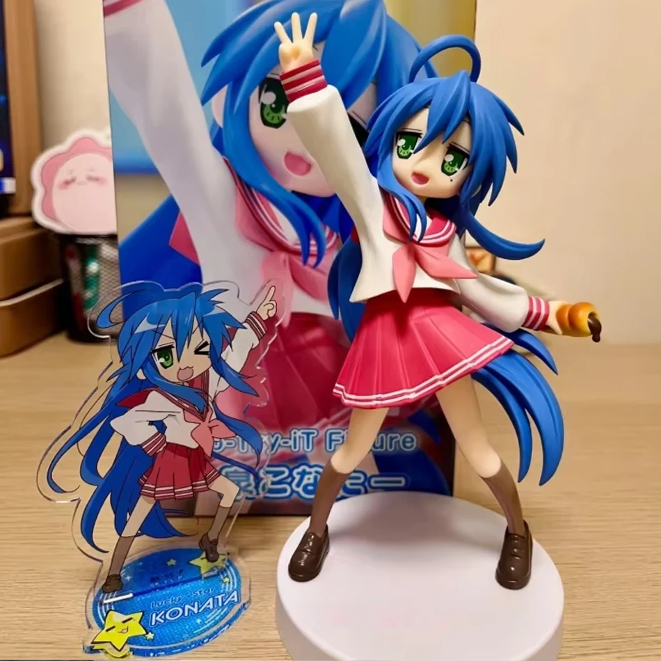 Auf Lager Lucky Star Izumi Konata Trio-Try-iT Figur Actionfigur Spielzeug PVC-Modell Sammlerstück Anime Figurine Puppe Geschenk