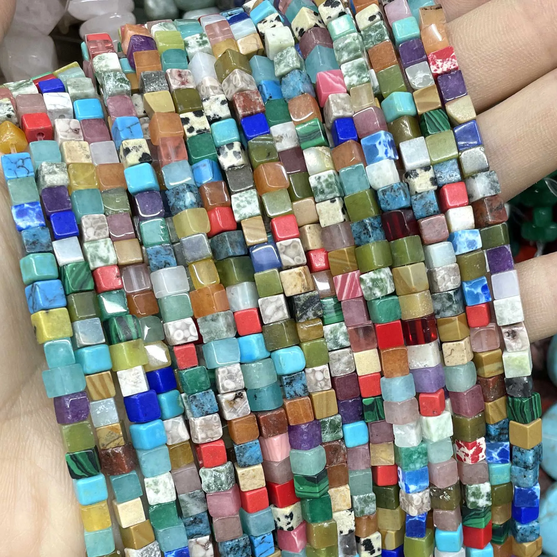 4 6 8MM pierre naturelle Agates carrées Quartz Jaspers Aventurine perles d'espacement pour la fabrication de bijoux bracelet à bricoler soi-même collier accessoires