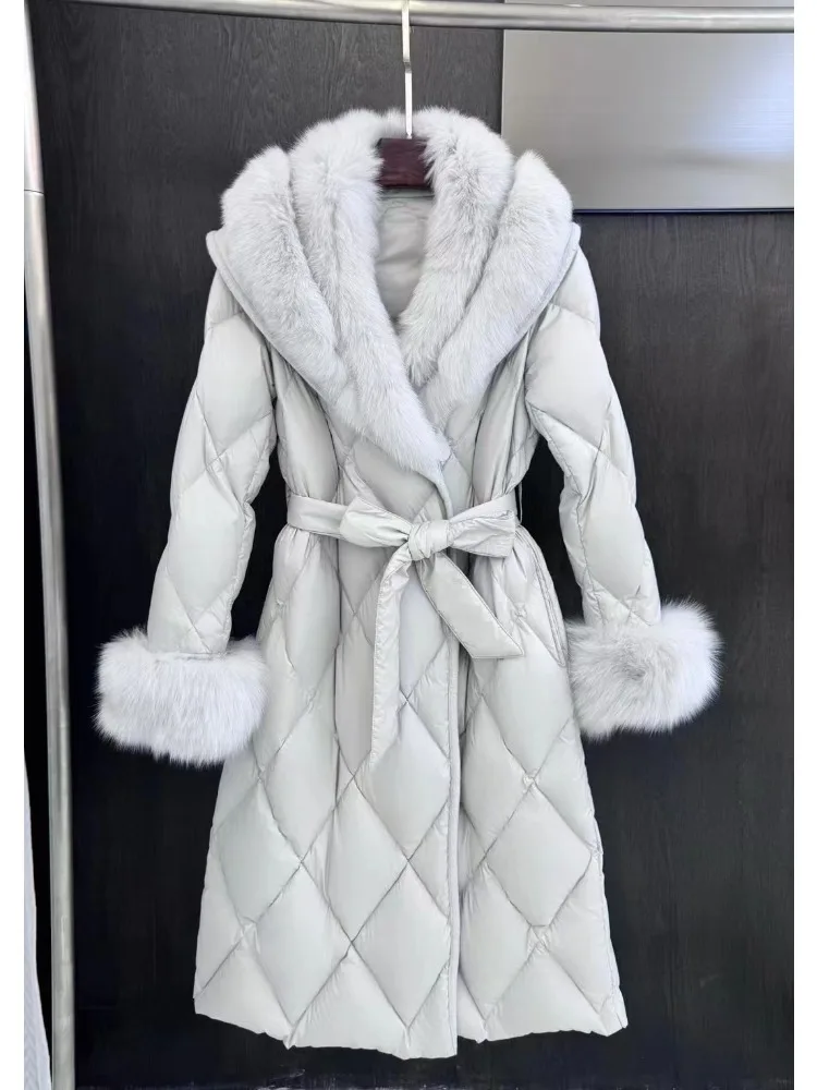 MENINA ホットセール パーカー パファージャケット 女性ファッション 新作 冬服 レディース ロング 厚手 暖かい 本物のフォックスファー ホワイトグースダウンコート