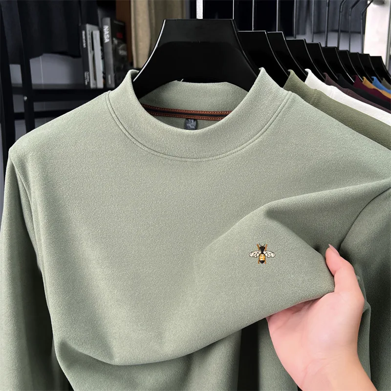 Luxury Brand men's long sleeve T-shirt bee embroidery velvet autumn winter warmth sweater new fashion semi high neck pullover