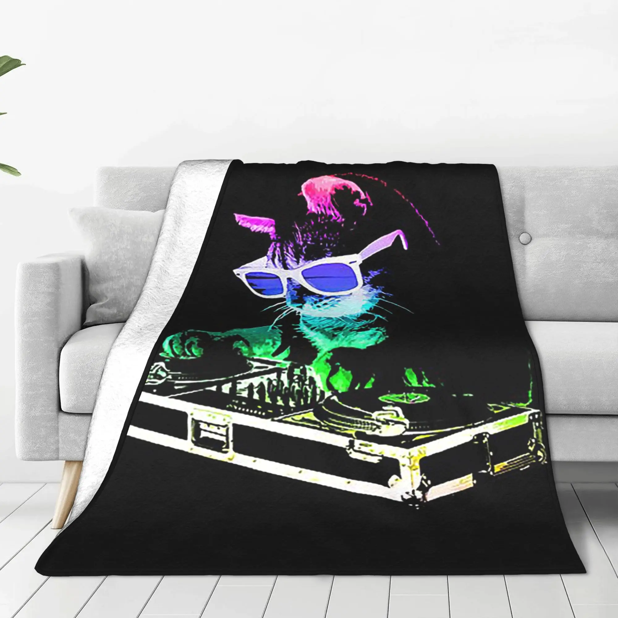 House Cat Rainbow Dj Kitty Blankets Multi-function Flannel Sofa Throw Blanket for Couch Bedding Travel Throws Bedspread Quilt