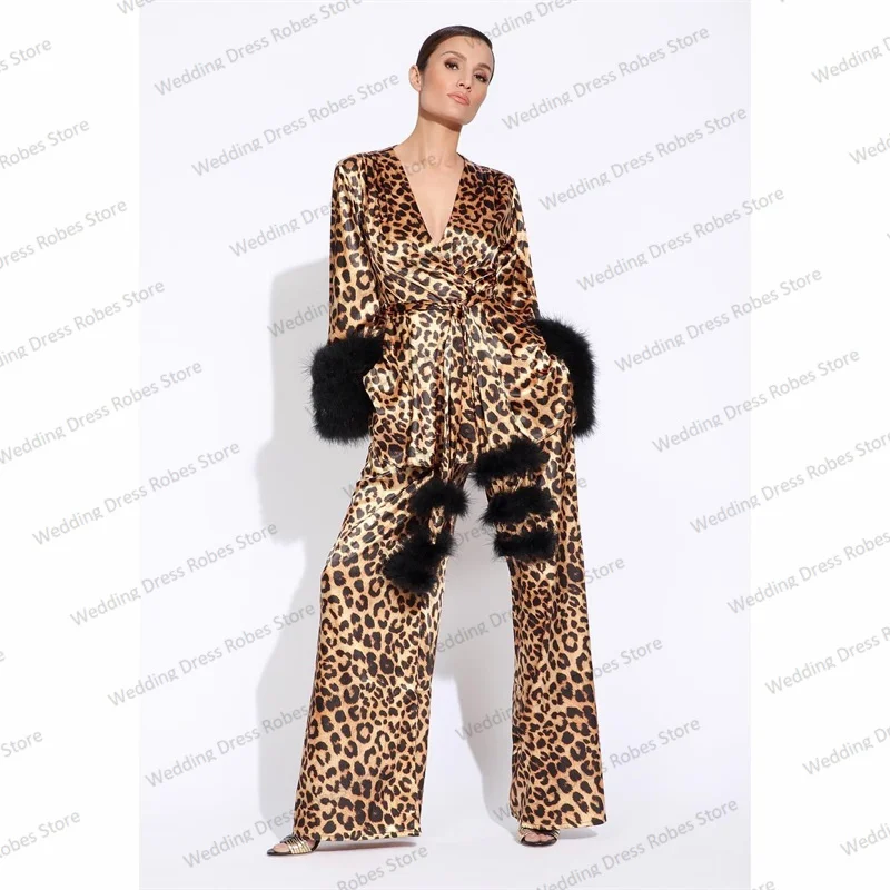 Pijama de plumas de leopardo para mujer, ropa de dormir, vestidos de noche de boda, conjunto de tela y pantalones, satén de seda con cinturón, sesión de fotos a medida, 2 piezas