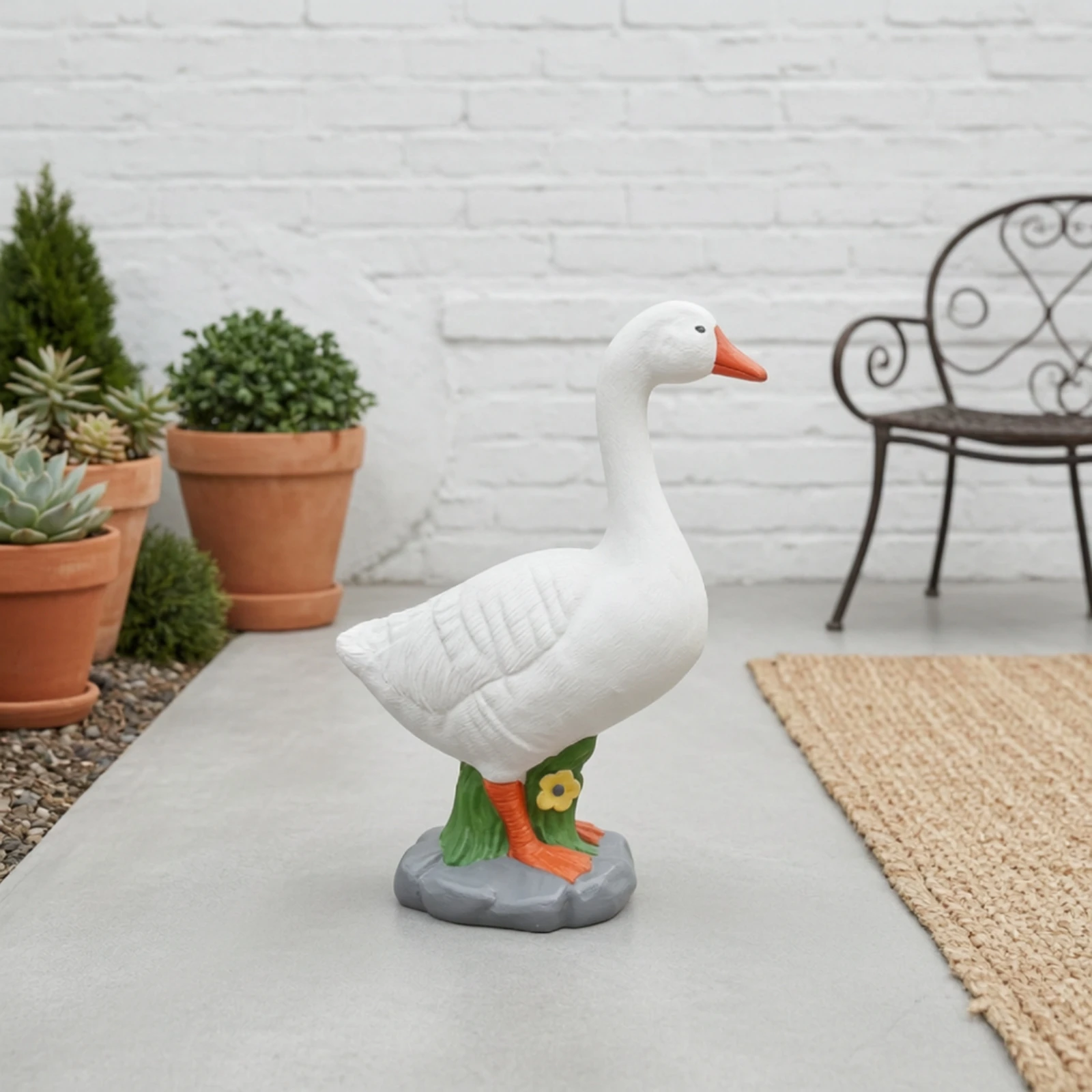 Goose Statue Sturdy Garden Goose Decor Yard Art Weatherproof Waterproof for Lawn, Flower Bed