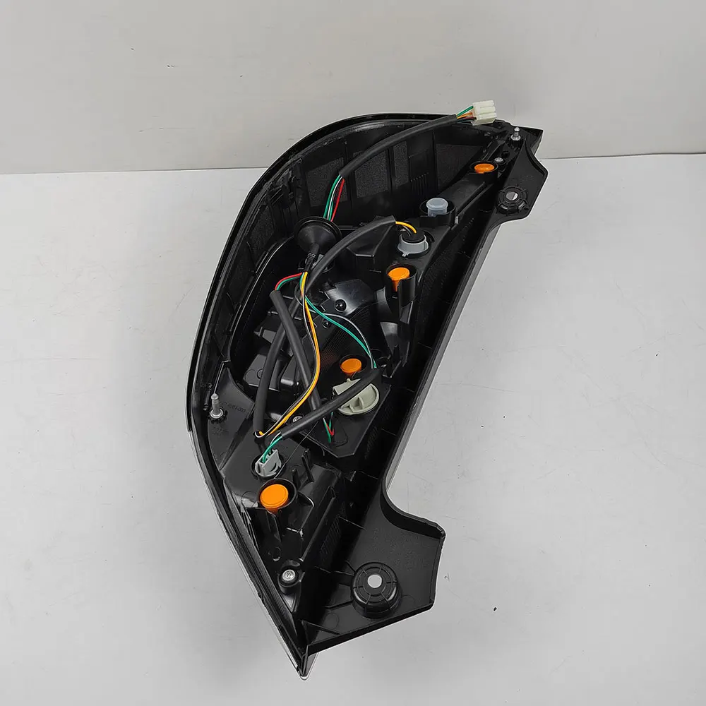 

A Pair Car LED Taillight For Toyota Aqua Taillamp Turn Signal Brake Light 2014 to 2018