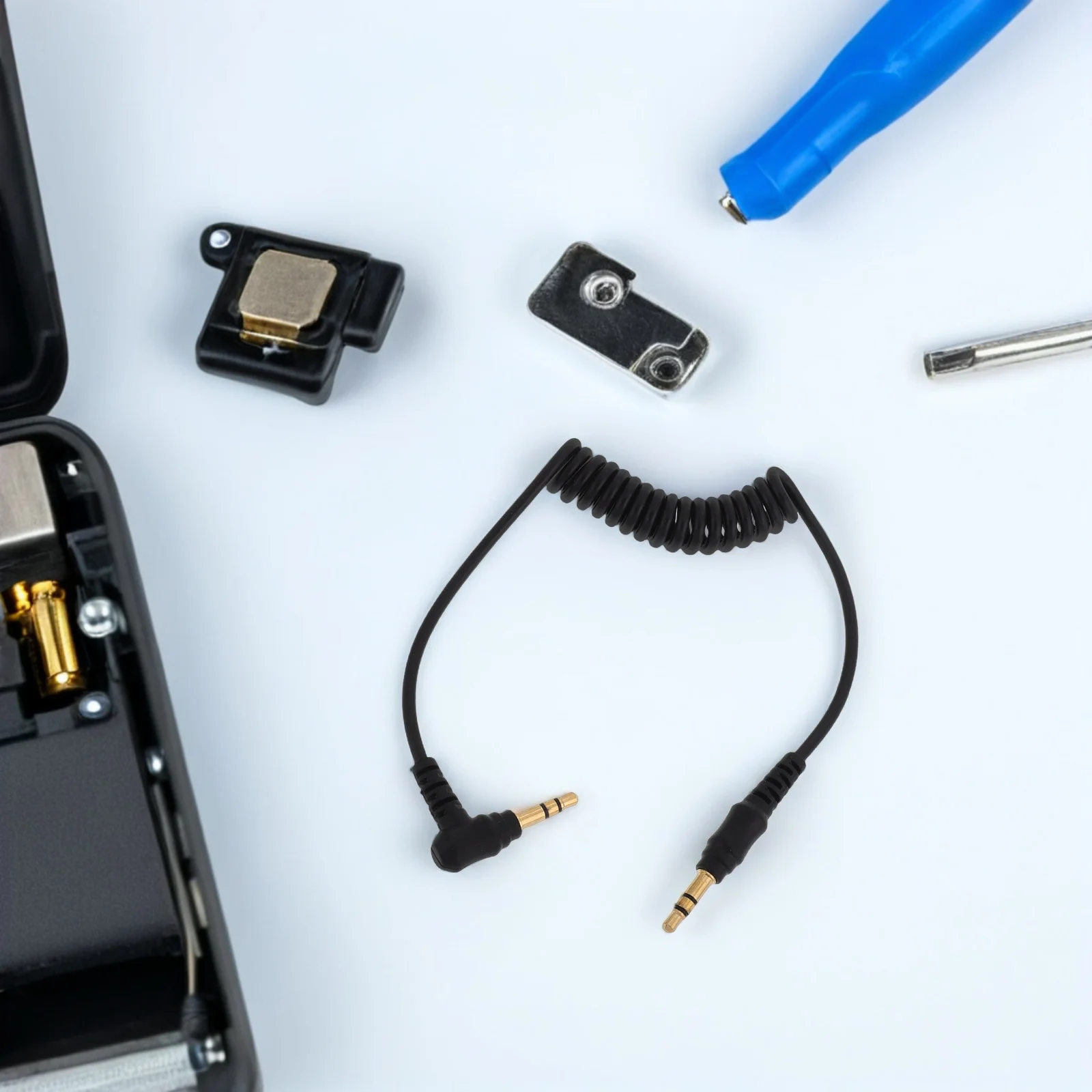 

Audio Extension Cable 3.5Mm Male To Male Stereo Headphone Cable For Smartphone Tablet Computer Dslr Durable Tangle-Free Aluminum