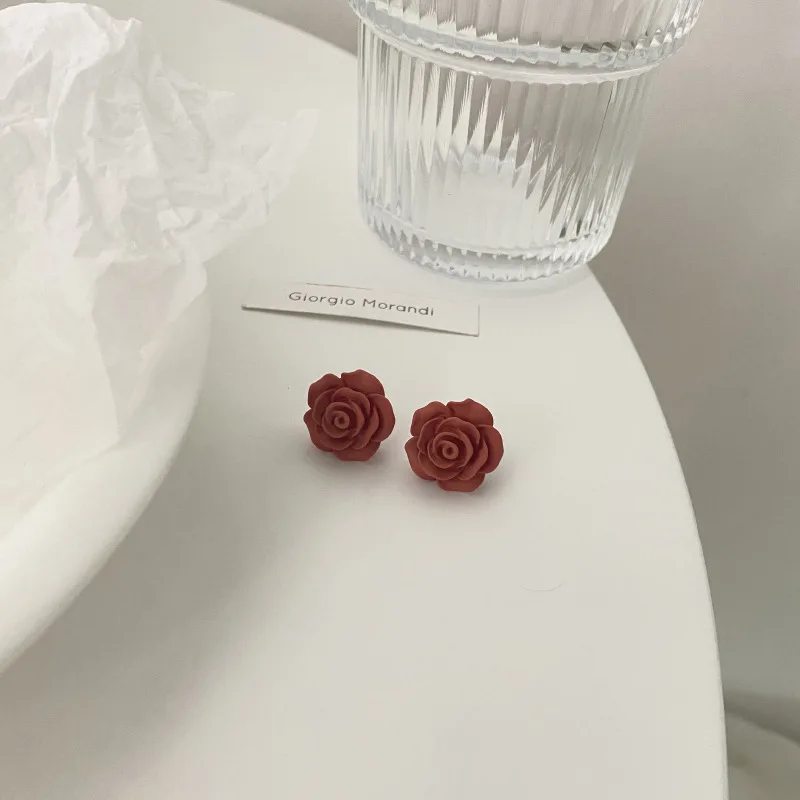 Korean Retro Resin Red Rose Flower Ear Clips Earrings French White Rose Small Clip on Earrings for Women Girls Without Ear Hole