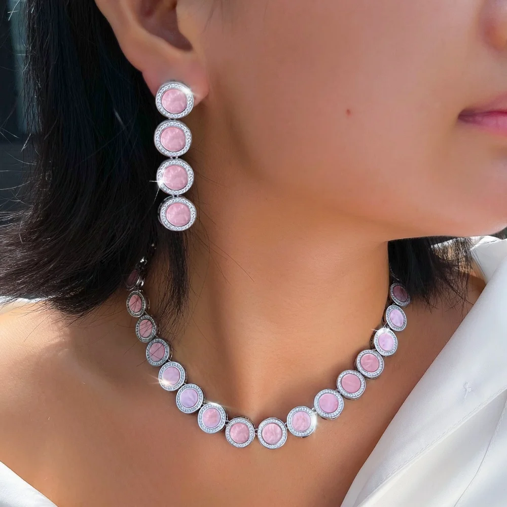 

BeaQueen Sweet Pink Acrylic With CZ Round Link Choker Necklace and Earring for Women Luxury Wedding Party 2pc Jewelry Sets T1041