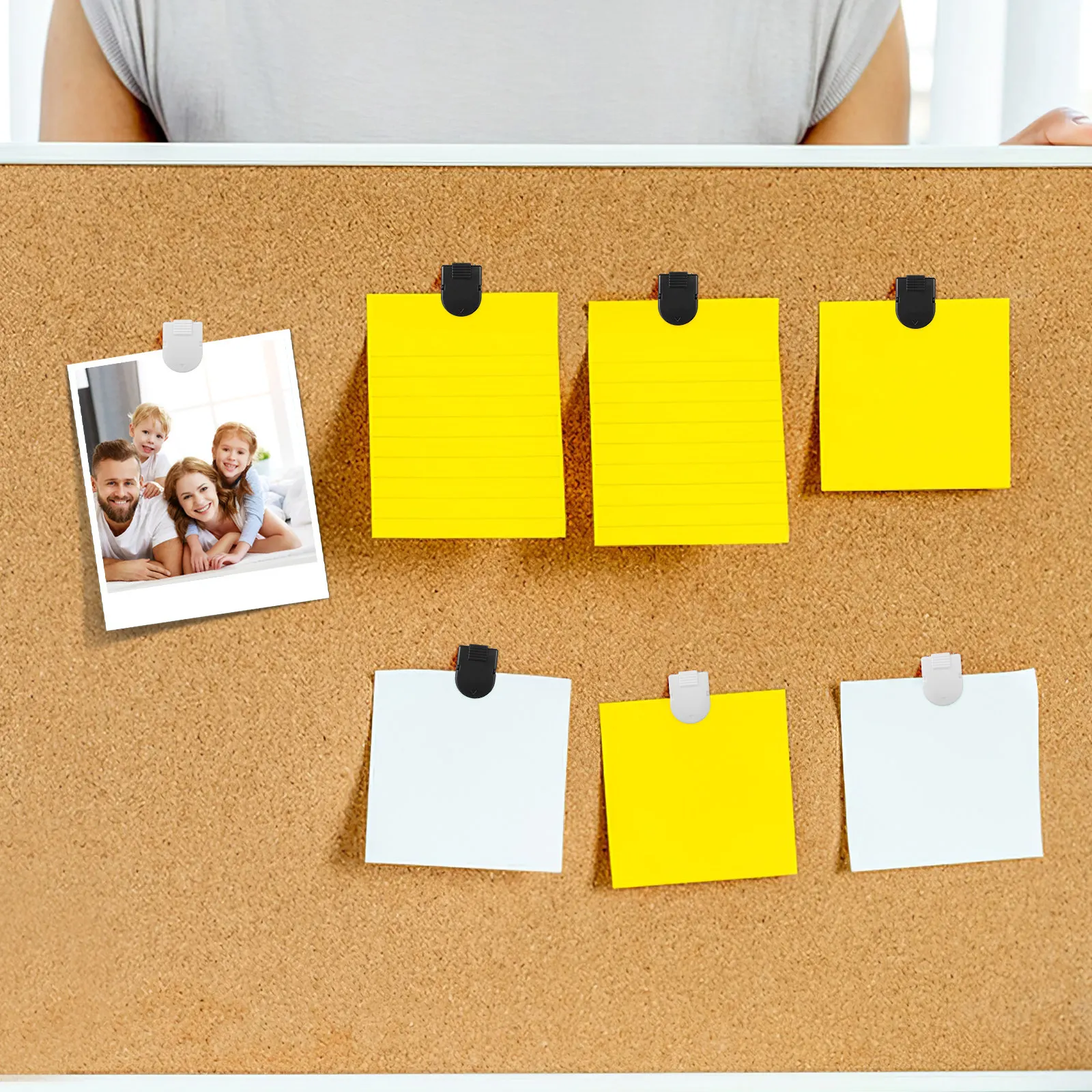 50Pcs Small Plastic Clips Mini Craft Clips Strong Grip Photo Clip Holder Paper Notes Hanging Office Use Paper Clip Holder