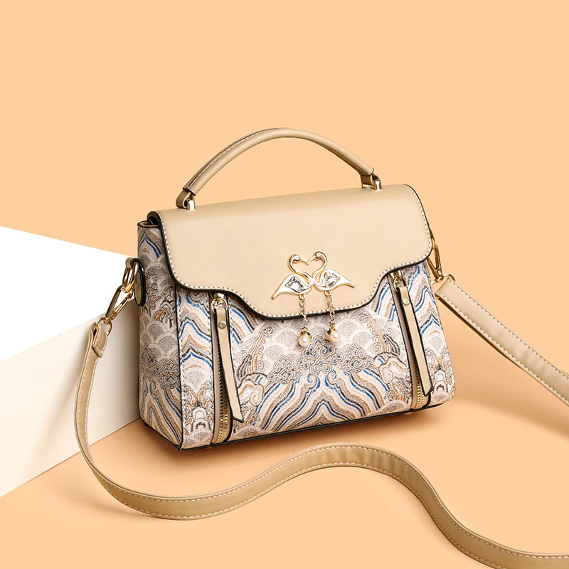 New Embroidered Color Contrasting Bag Women's Handbag Versatile Single Shoulder Slant Cross Bag Texture Stylish Daifei Bag