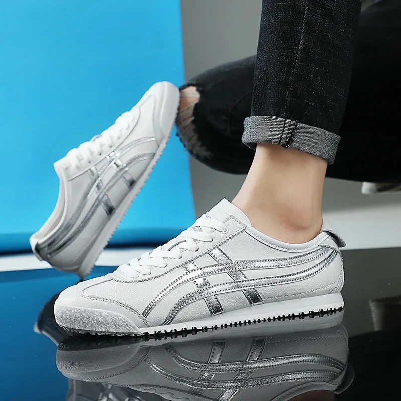 

New outdoor sports shoes for men and women casual fashion Breathable running shoes Breathable couple shoes