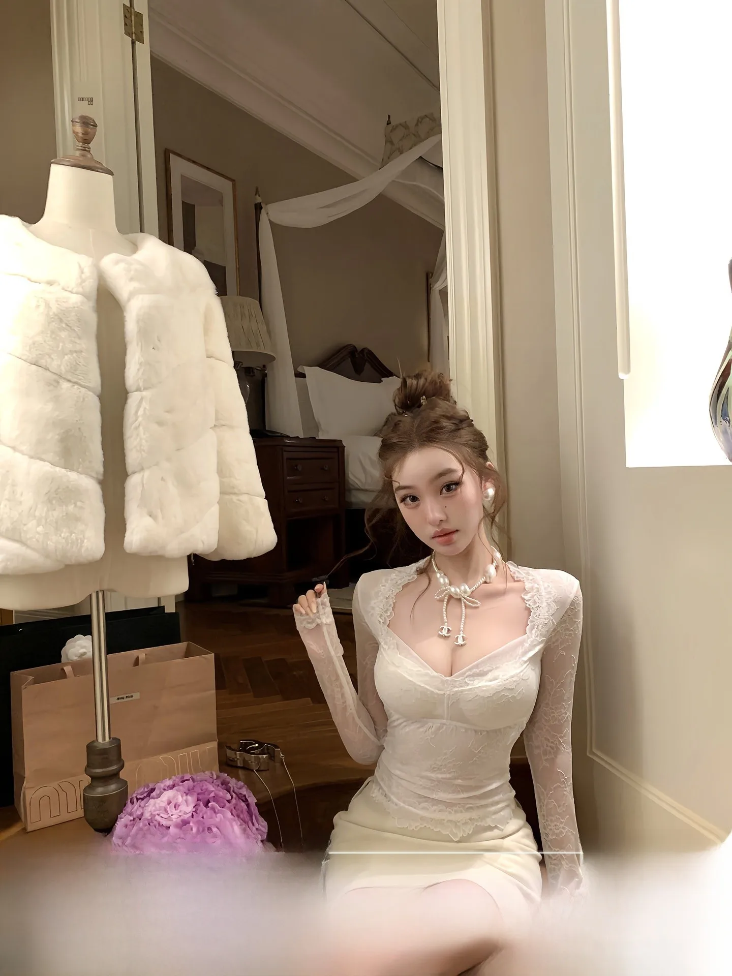 

OYFF V-Ne Lace Emed Slim Fit irt Women's Waist-Cinching Top French Sle Breathable Skin-Friendly Long Sve