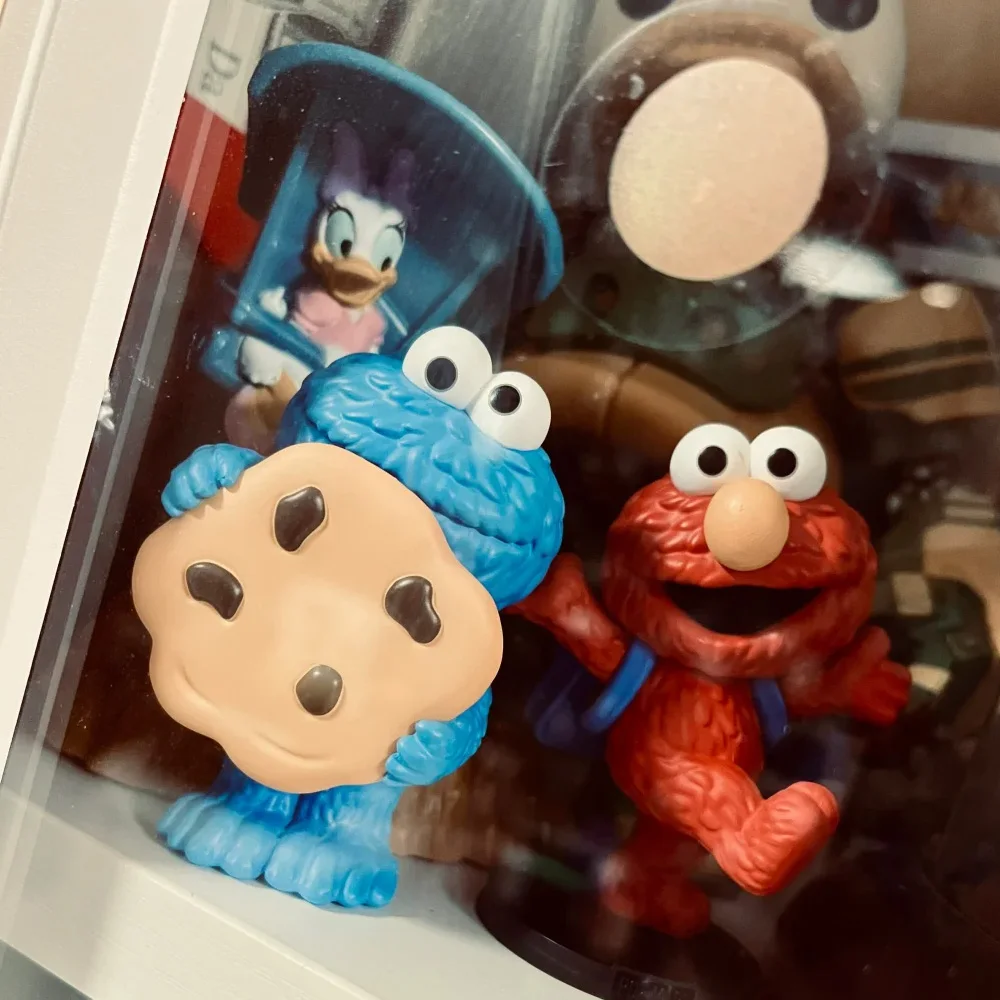 الرسوم المتحركة الكرتون السمسم إلمو كوكي الوحش بيج بيرد بيرت أنيمي ألعاب شخصيات الحركة هدايا للأطفال جمع دمى ديكور السيارة