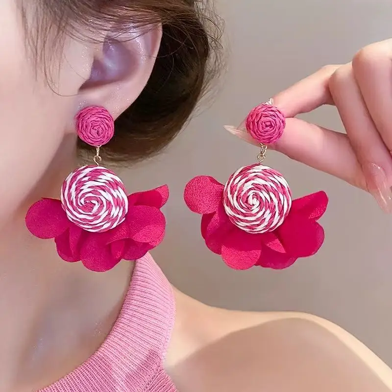 

Handwoven Raffia Flower Earrings Bohemian Beach Vacation Eco Friendly Lightweight for Women Hook