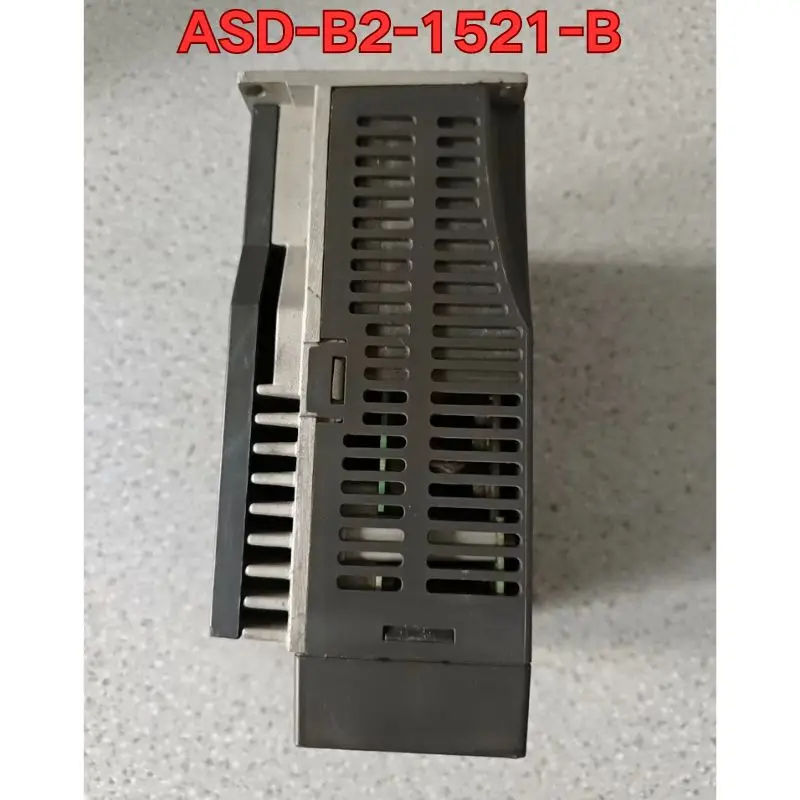 Second-hand ASD-B2-1521-B servo drive in good working condition