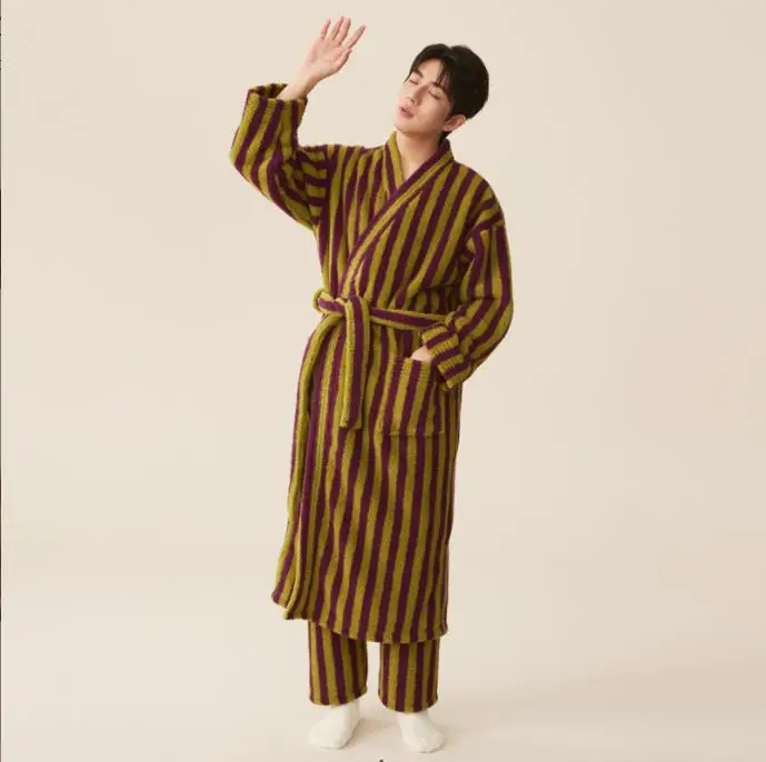 

Thickened Flannel Robe Pants Pajamas Set New Arrived Sets Couple Coral Velvet Women Men Bathrobe Striped Lengthed Home Clothes