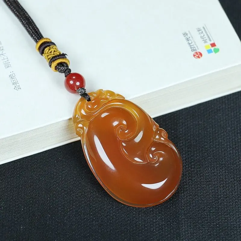 Agate Fashion Temperament Red, White and Yellow Everything Goes Well Pendant for Men and Women