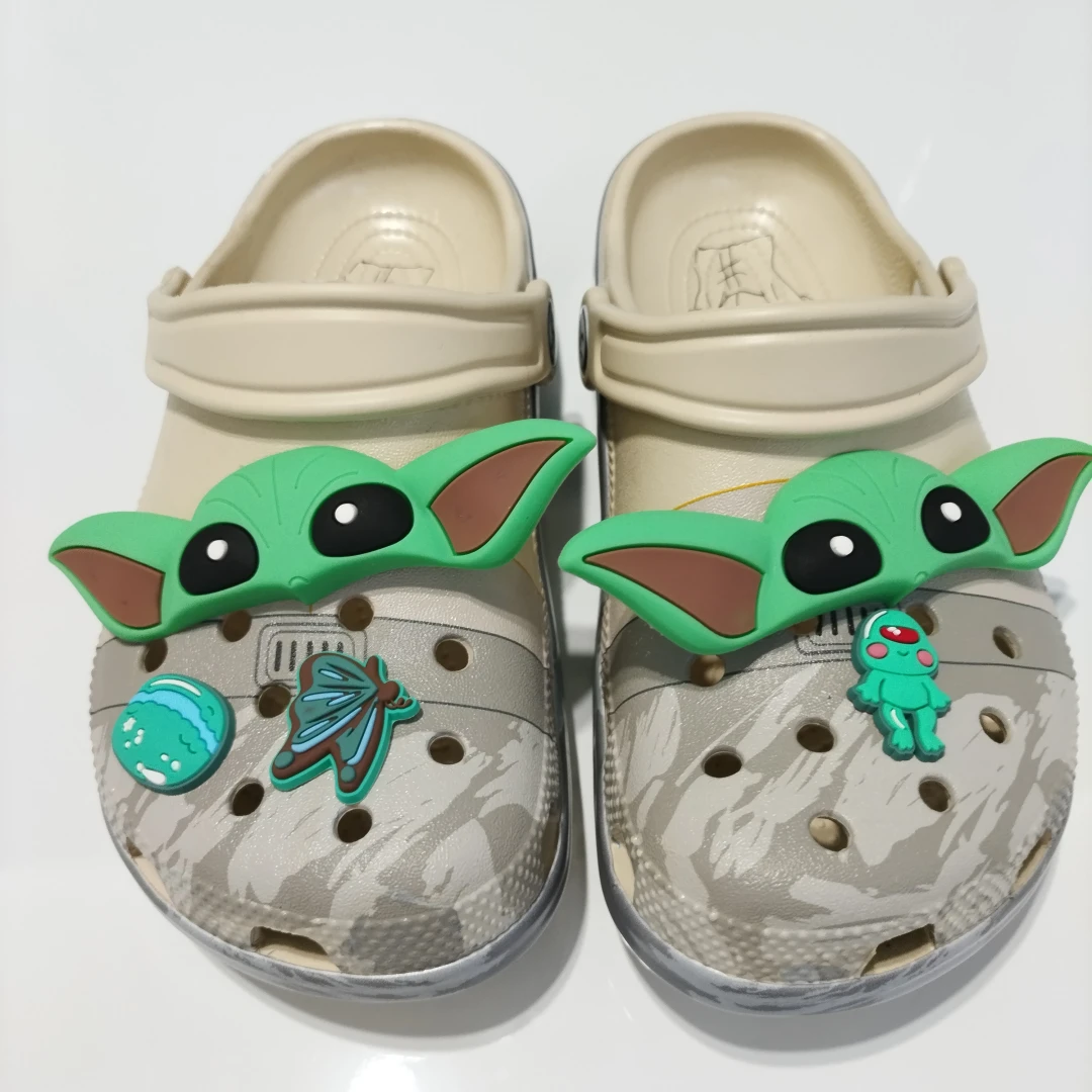 

Croc-Style Clogs Slide Sandals Disney Star Wars Yoda Child Non-Slip Breathable Beach Shoes Outdoor Casual Shoes for Boys Girls