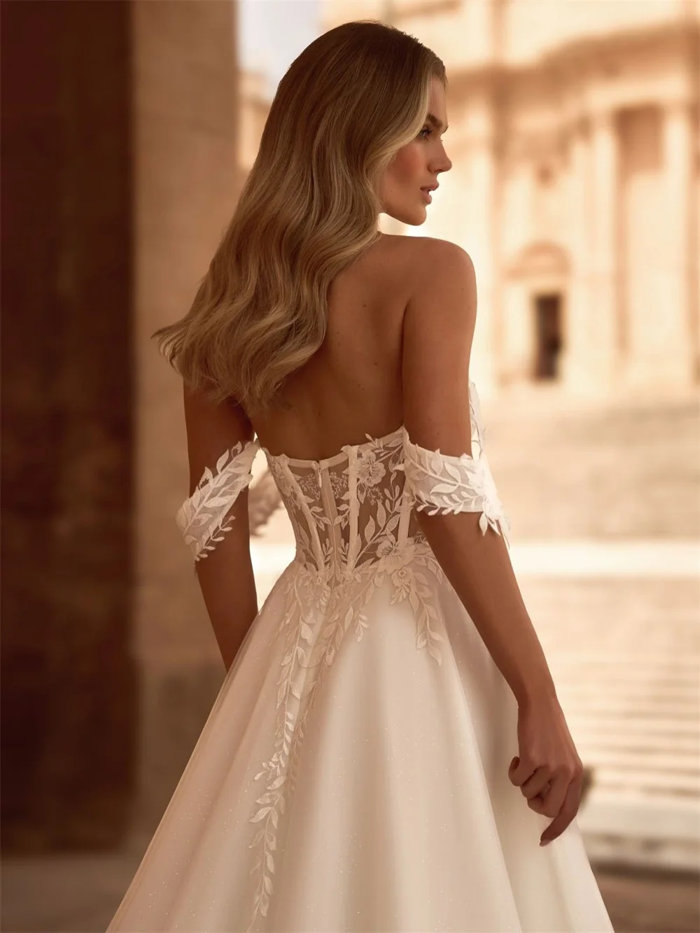 Gaun Pengantin Putih Off-Shoulder Tanpa Lengan dengan Belahan Tinggi di Samping, Model A-Line, Ritsleting Belakang, Elegan, Desain Khusus Tokyo