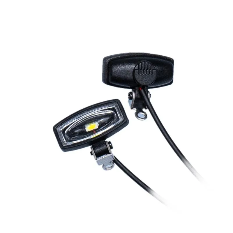 1 Pair LED 3V Roof Lights Spotlight for Tamiya 1/14 RC Truck for SCANIA 770S R620 for Volvo for ACTROS 3363 Car Accessories