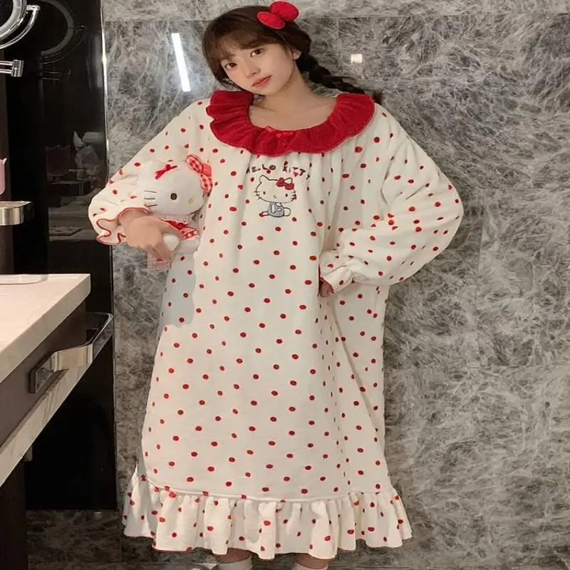 

Новая теплая женская домашняя ночная рубашка Sanrio Hello Kitty из кораллового флиса, утолщенная, с милым мультяшным принтом, длинная, свободная, комфортная, зимняя, модель 2026 года