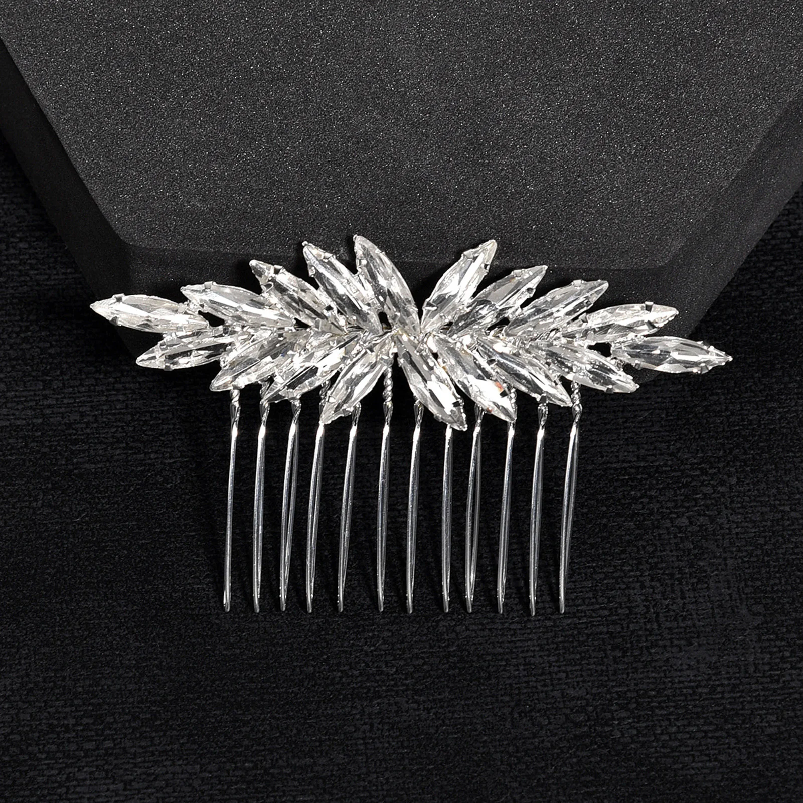 Bridal Hair Jewelry Hair Comb Shiny Rhinestones Stable Smooth Headwear for Festival Wedding Party Head Decor