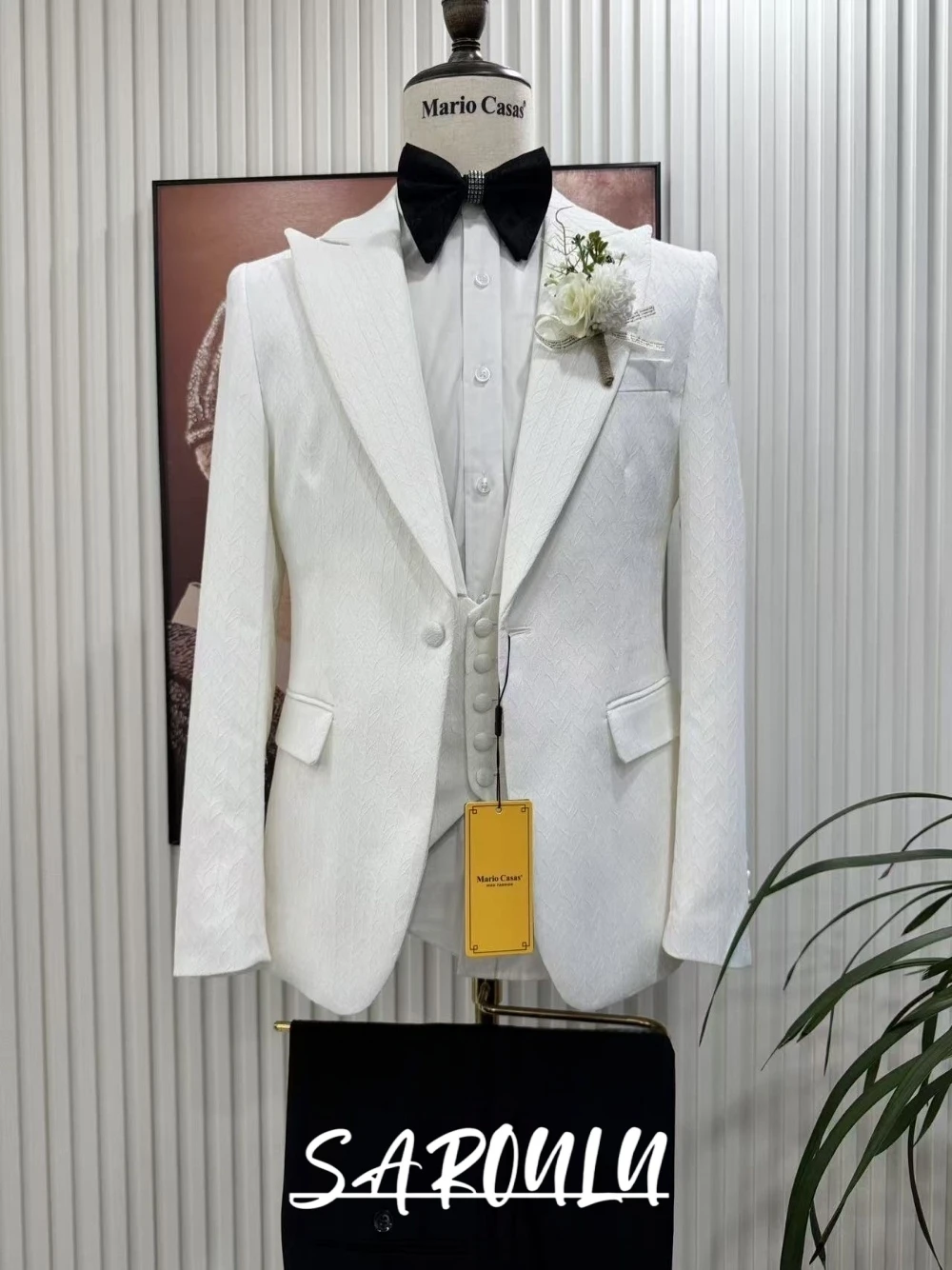 Men's White Textured 3-Piece Tuxedo Slim Fit Wedding Groom Suit Blazer Vest Pants Set Fashionable Party Gala Ceremony Outfit