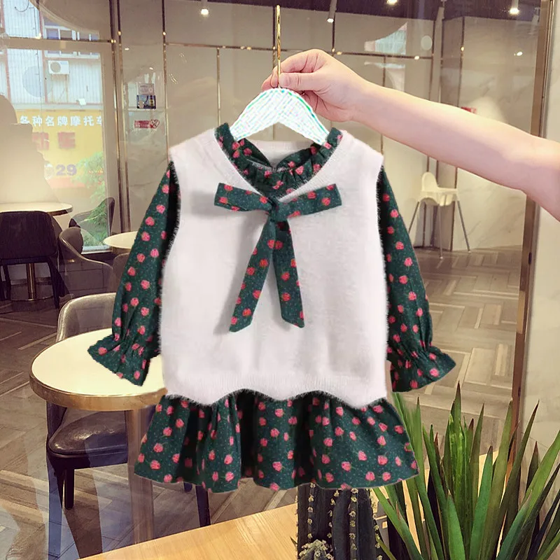 

Girls' Clothing Early Autumn Clothing Spring and Autumn2024New Children's Online Red and Fashionable Baby Girl Sweater Dress Sui