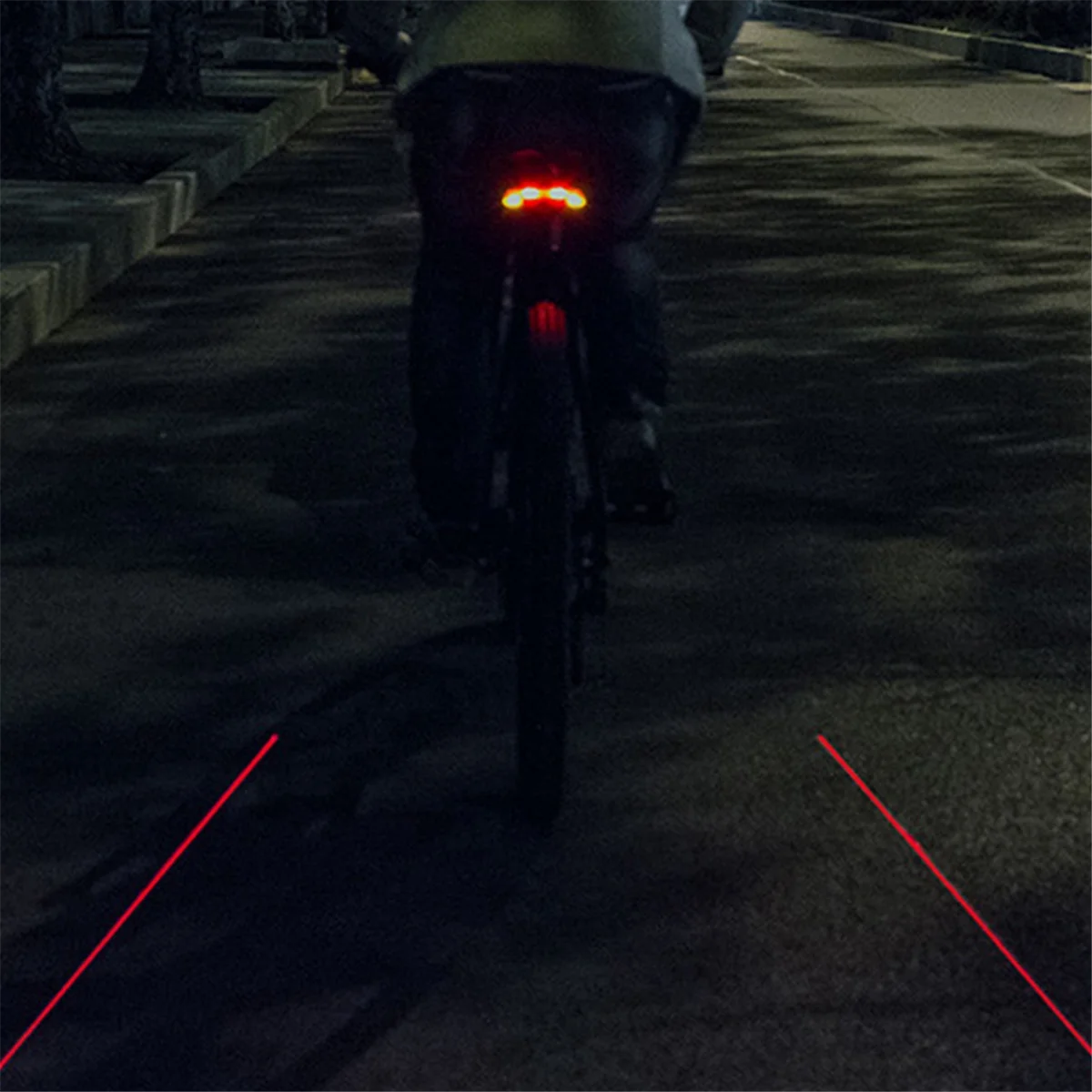 

New ROCKBROS USB Rechargeable Wireless Bike Tail Light MTB Safety Smart Remote Turn Signal Bicycle Lighting