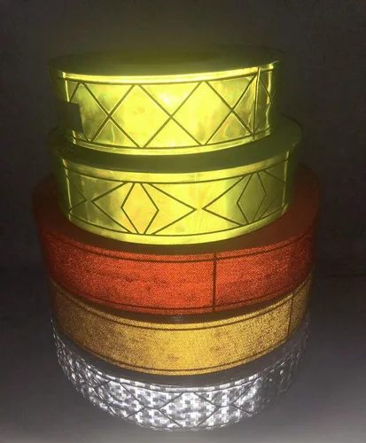 Imagen 2 del producto Tira reflectora fluorescente de microprisma de 5cm x 5m, cinta de advertencia reflectante de celosía de PVC para ropa de seguridad vial