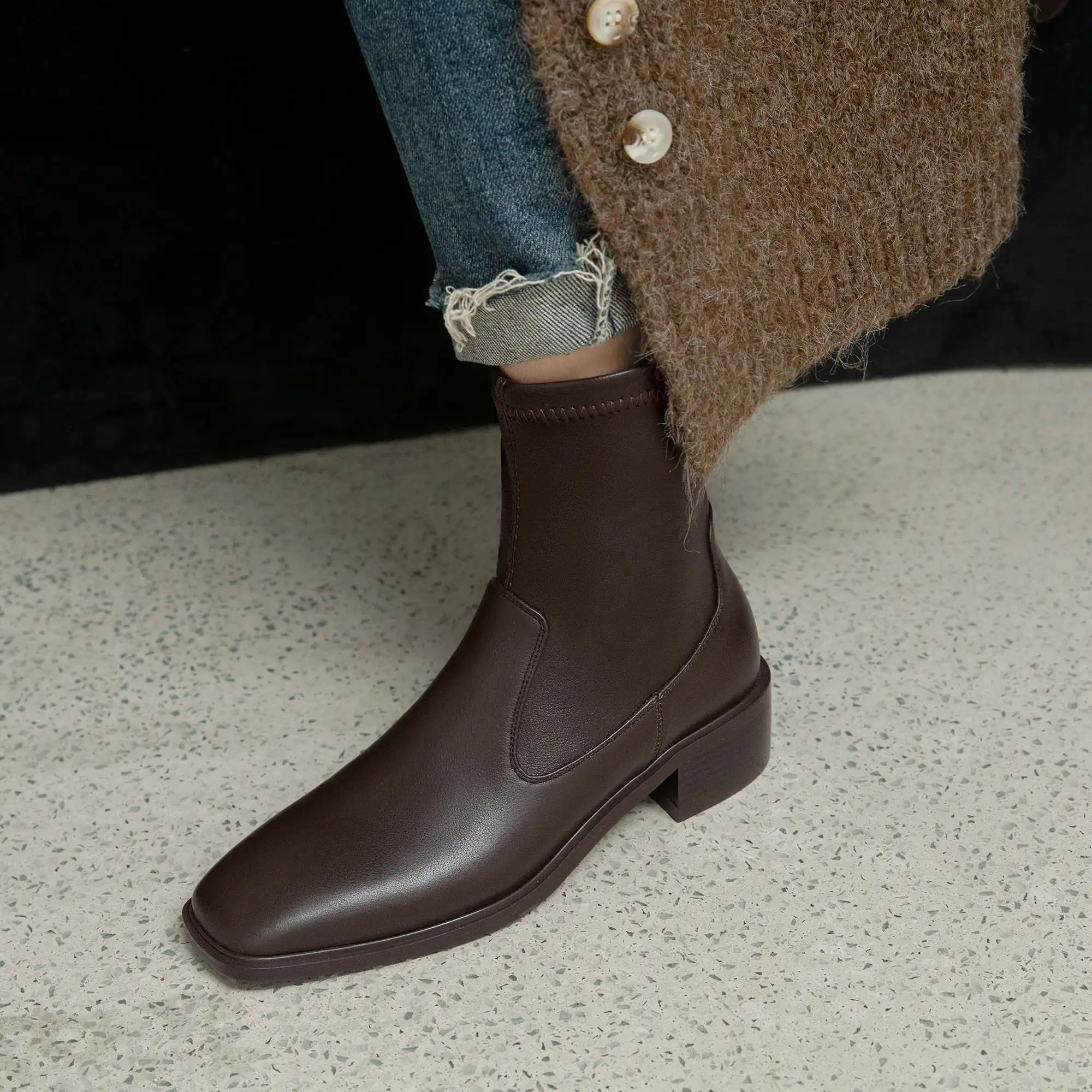 Krazing Pot 2025 Genuine Leather Square Toe Slip on High Heels Chelsea Boots Office Lady Casual Warm Winter Stretch Ankle Boots