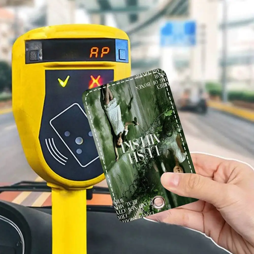 

Singer M-Mitski Access & Meal Card Holder Keychain Credit ID Bank Card Protective Case Keychain Pendant Fashion