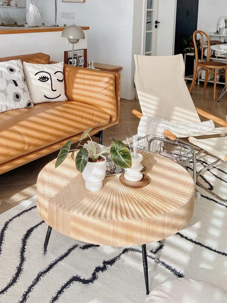 

-Tea Table, Quiet Style, Creative Living Room, Homestay Furniture, Medieval Japanese Cream Style Circular Wooden Tea Table