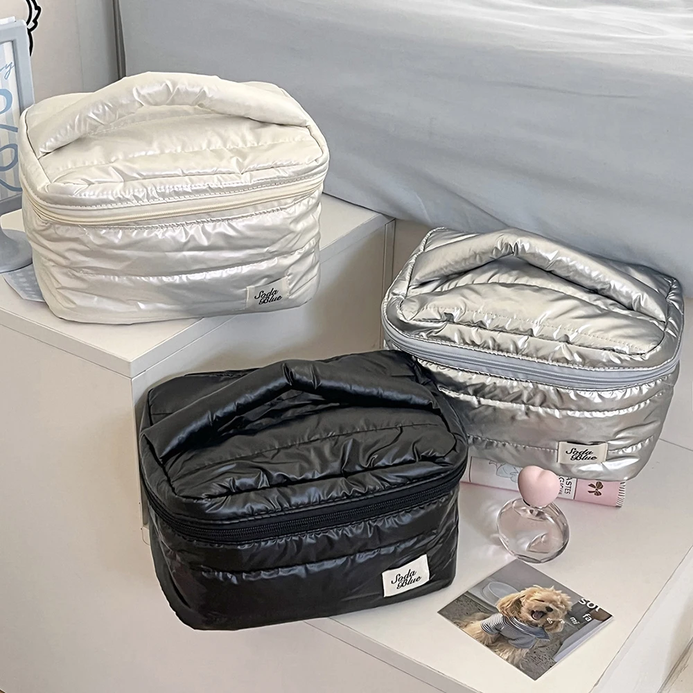 Wholesale Large Capacity Waterproof Cosmetic Bag Elegant Square Zipper Pouch Travel Women Toiletry Storage Handbag for Daily Use