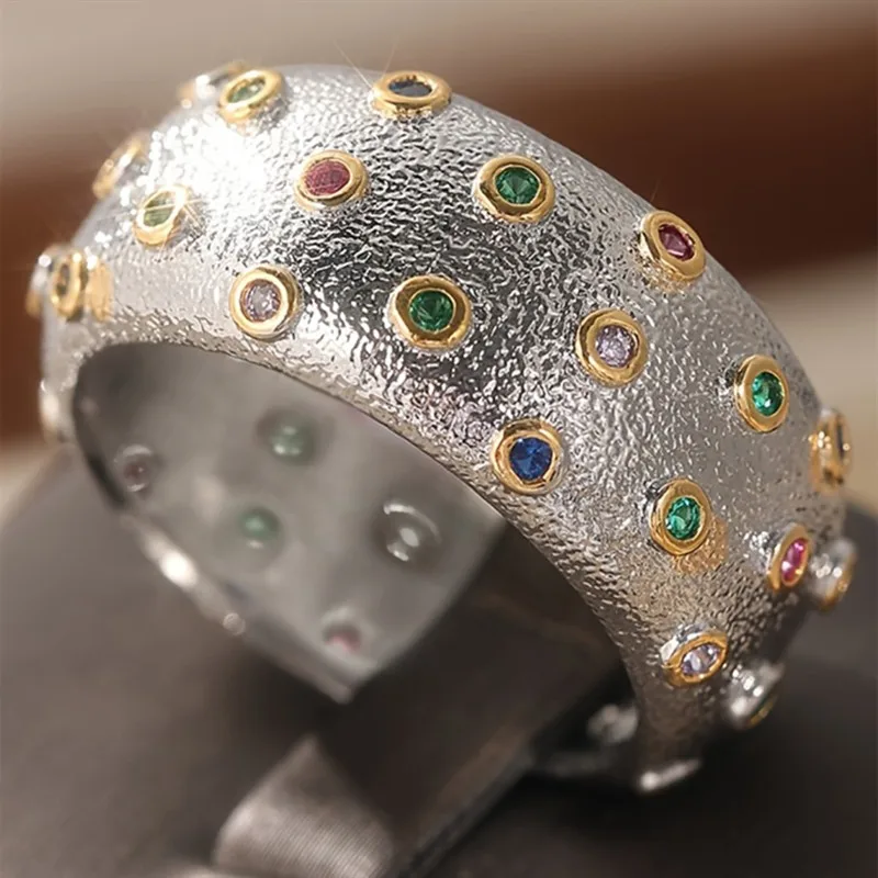 Huitan Chic-Ring mit Regenbogen-Kubikzirkonia, trendiger Alltags- und Party-Schmuck für Damen, Geschenk, Statement-Accessoires für Frauen