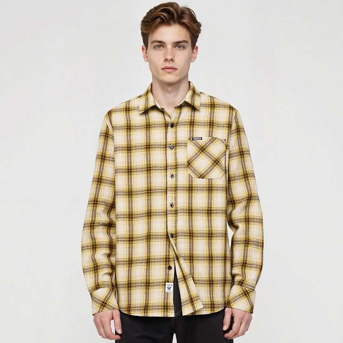 

2024 Новая мужская повседневная клетчатая фланелевая рубашка с длинными рукавами и нагрудным карманом, модный дизайн с принтом на пуговицах MG11302