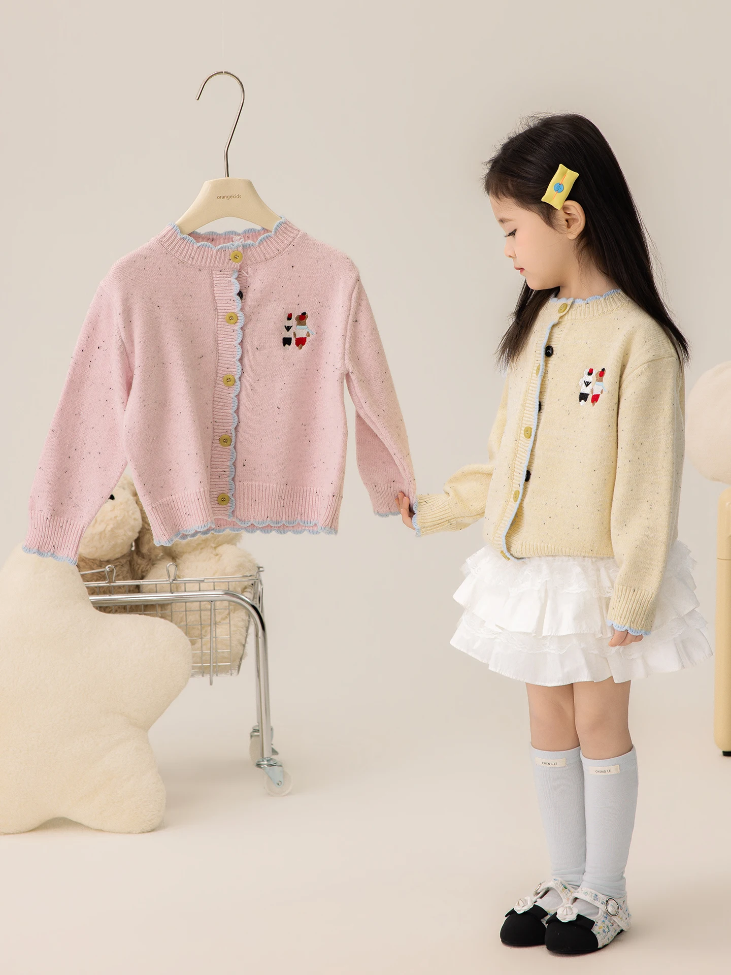 女の子ニットカーディガン春秋薄手新スタイル花柄レーストリムソフトポリエステル綿混紡長袖ラウンドネックコート